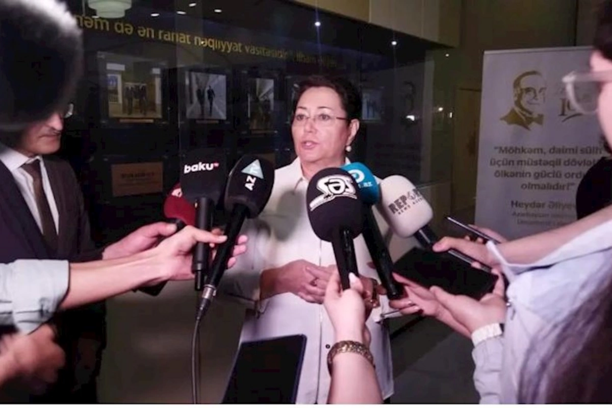 Elmira Axundova Kiyevə niyə qayıtmır? — Səbəbini açıqladı