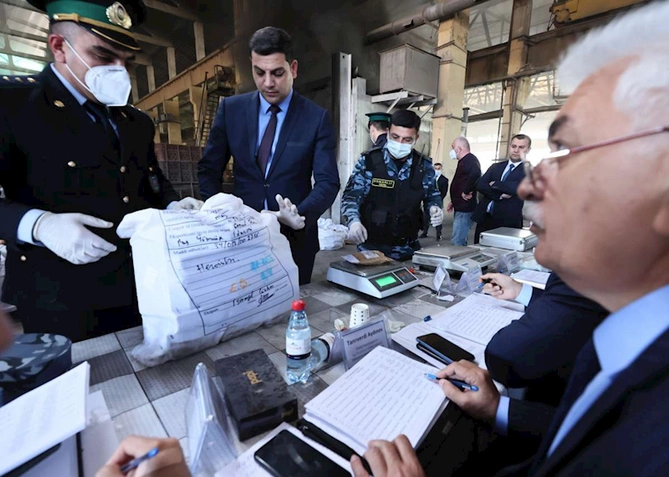223 milyon manatlıq narkotik məhv edildi — FOTO 223 milyon manatlıq narkotik məhv edildi — FOTO
