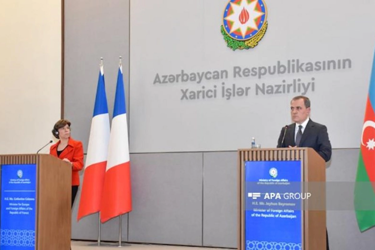 Fransa XİN rəhbəri Ceyhun Bayramovu Fransaya dəvət etdi