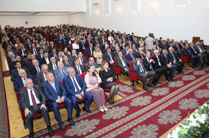 AHİK tərəfindən 2022-ci ilin ən yaxşı müəssisələri mükafatlandırılıb — FOTOLAR