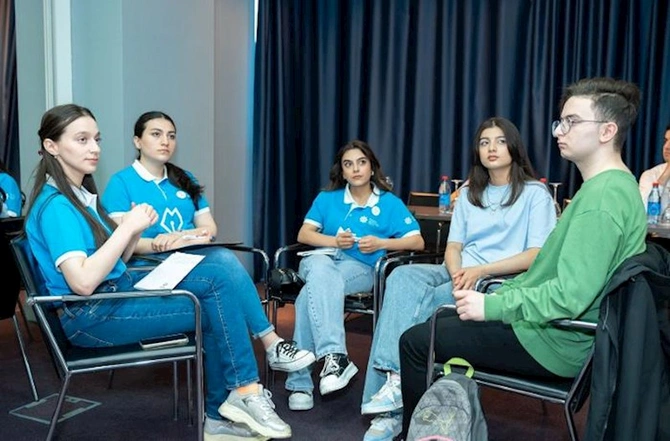 “MEDİAlab” layihəsi çərçivəsində növbəti vörkşop təşkil olundu — FOTOLAR