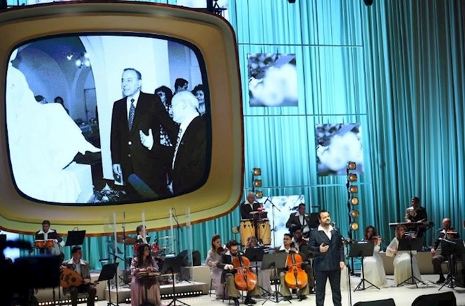 Prezident və birinci xanım akademik Zərifə Əliyevanın 100 illiyinə həsr olunmuş konsertdə — FOTOLAR