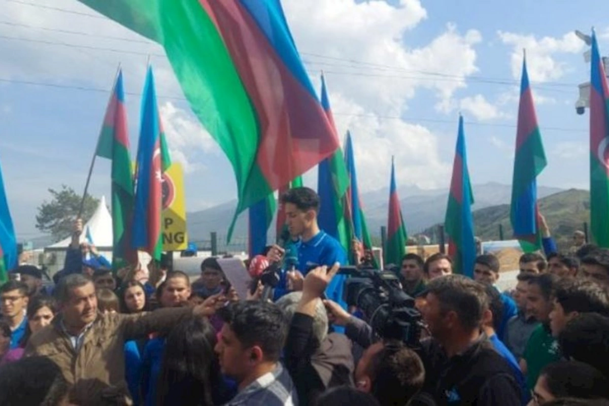 Ekofəallar aksiyanı müvəqqəti DAYANDIRDI