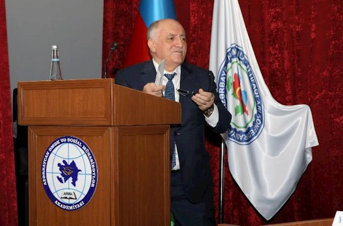 AHİK tərəfindən 2022-ci ilin ən yaxşı müəssisələri mükafatlandırılıb — FOTOLAR