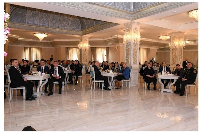 Abşeronda görkəmli oftalmoloq-alim, akademik Zərifə xanım Əliyevanın 100 illiyi qeyd edildi — FOTOLAR Abşeronda görkəmli oftalmoloq-alim, akademik Zərifə xanım Əliyevanın 100 illiyi qeyd edildi — FOTOLAR