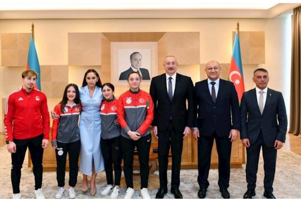 Prezident və birinci xanım Türkiyə idmançıları ilə görüşdülər — YENİLƏNDİ