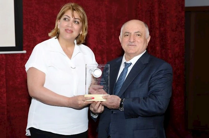 AHİK tərəfindən 2022-ci ilin ən yaxşı müəssisələri mükafatlandırılıb — FOTOLAR