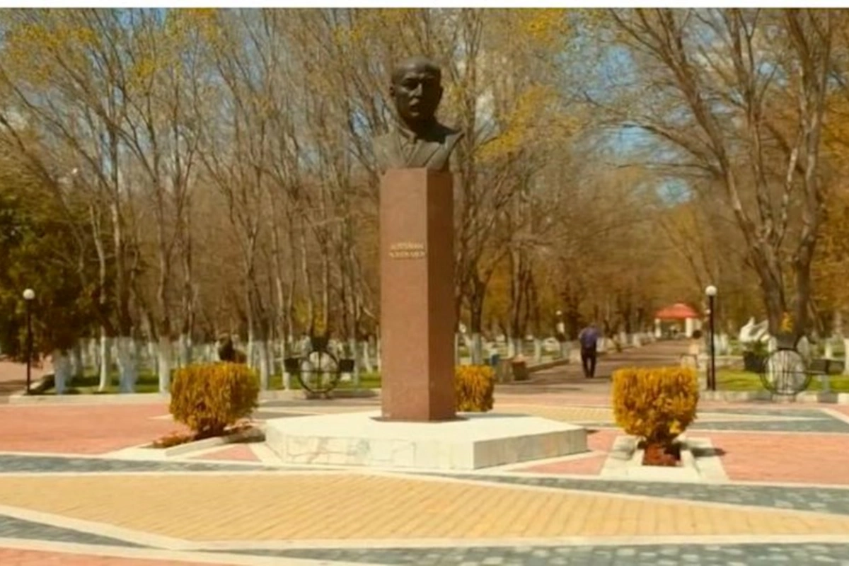 Nəriman Nərimanovun heykəli ilə bağlı — Rəsmi açıqlama
