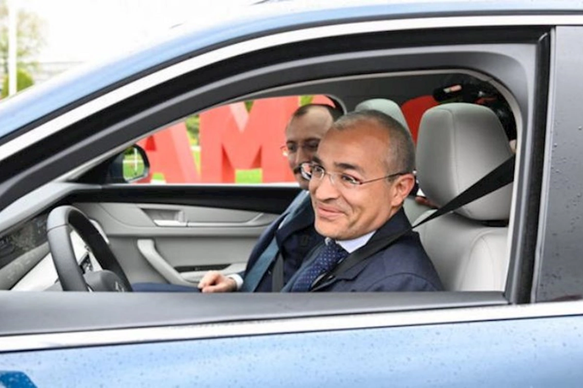 Mikayıl Cabbarov “Togg” sürdü — FOTO