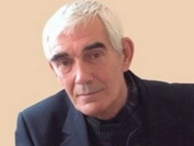 Azərbaycanda tanınmış jurnalist vəfat etdi — FOTO