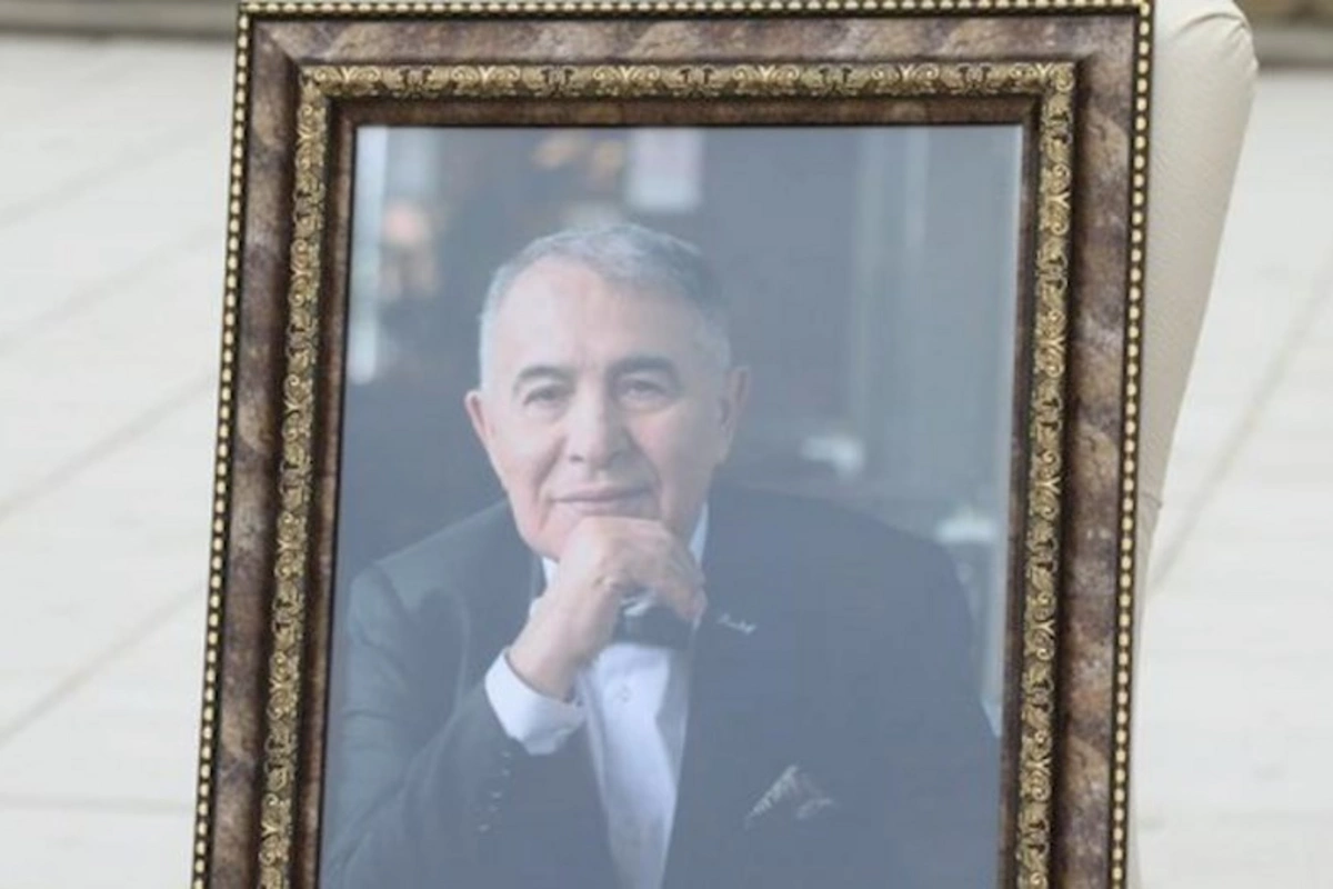 Xalq artisti Aftandil İsrafilovla vida mərasimi keçirilir