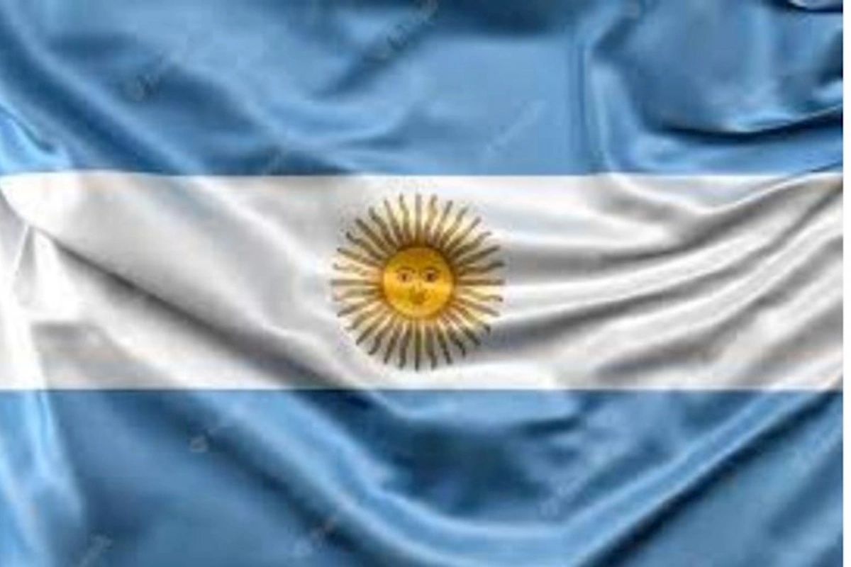 Argentinada avtobus sürücüləri nazirə hücum etdi