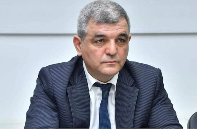 Hansı deputatlara ev verilə bilər? — AÇIQLAMA