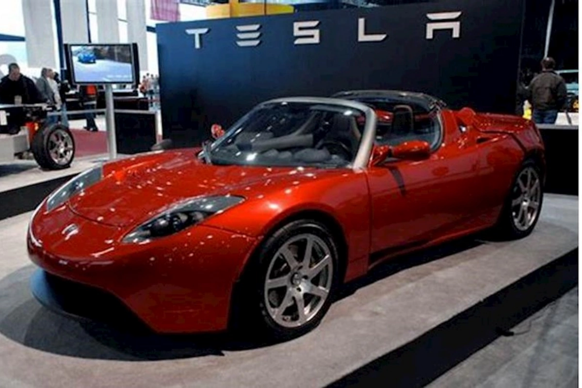 Tesla bu il 3-cü dəfə qiymətlərini endirdi
