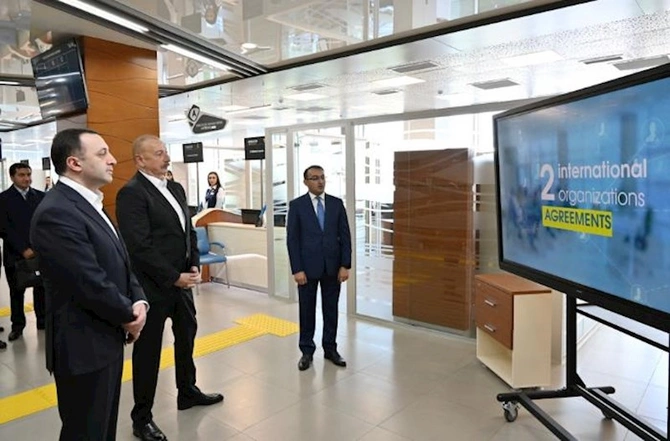 İlham Əliyev və İrakli Qaribaşvili Qəbələ regional “ASAN xidmət“ mərkəzində — FOTOLAR