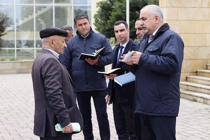 Qubada “Açıq mikrofon” aksiyası keçirilib — FOTOLAR Qubada “Açıq mikrofon” aksiyası keçirilib — FOTOLAR