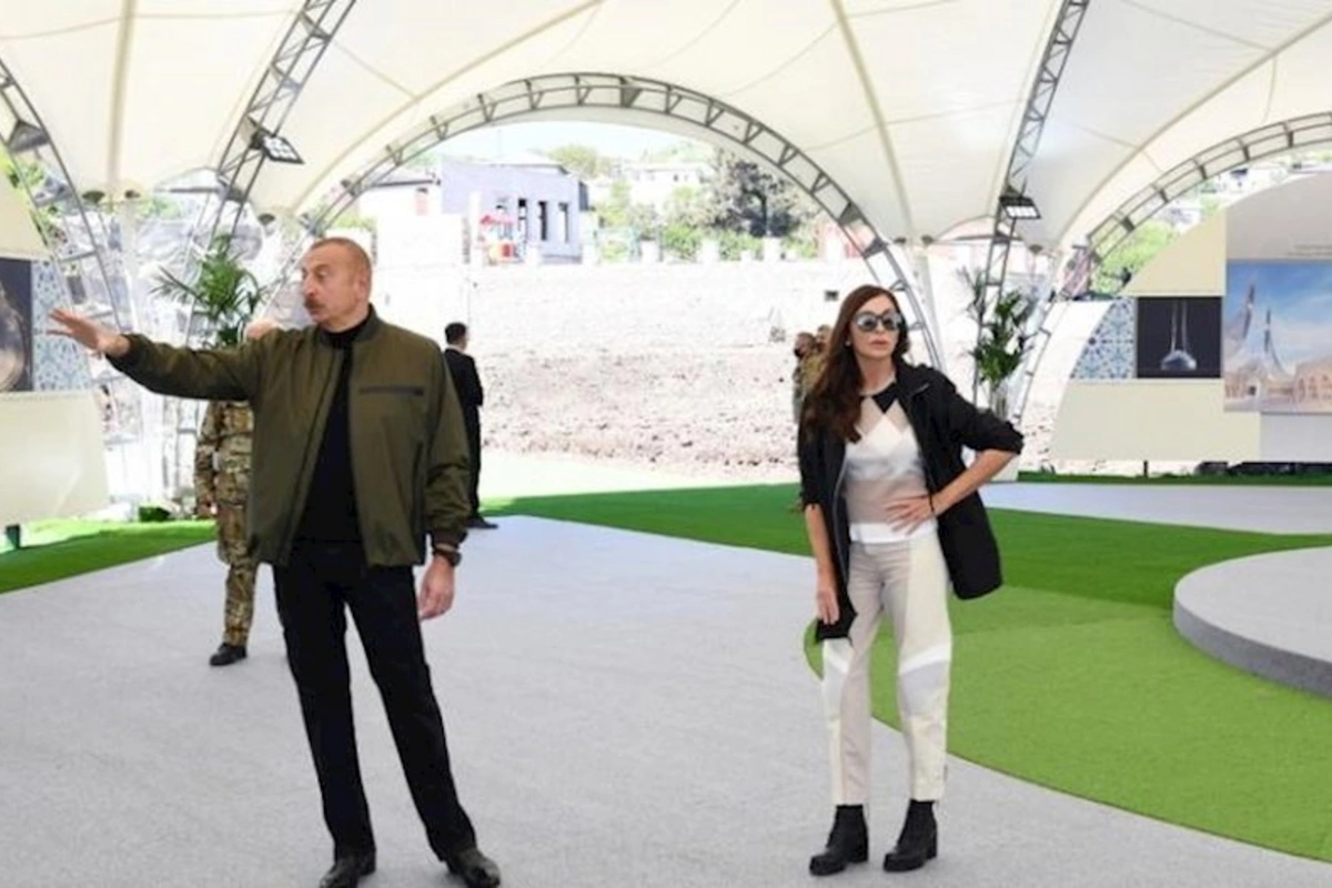 Prezident və birinci xanım Yaradıcılıq Mərkəzinin AÇILIŞINDA