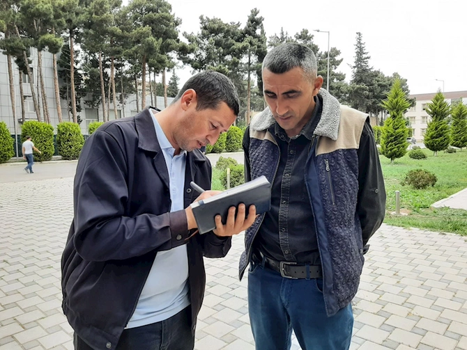 Salyan sakinlərindən “Azəriqaza müraciət — FOTO Salyan sakinlərindən “Azəriqaza müraciət — FOTO