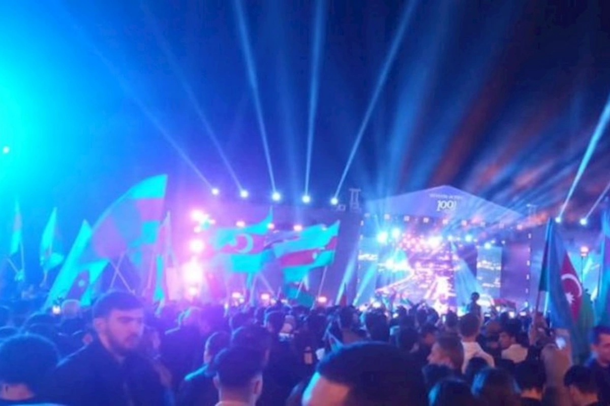 Heydər Əliyevin 100 illik yubileyi ilə əlaqədar bulvarda konsert başlayıb
