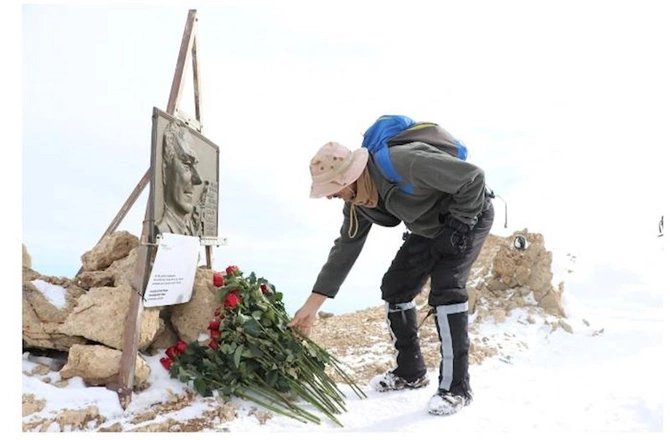 ETSN-in bir qrup əməkdaşı “Heydər zirvəsi”ndə — FOTOLAR