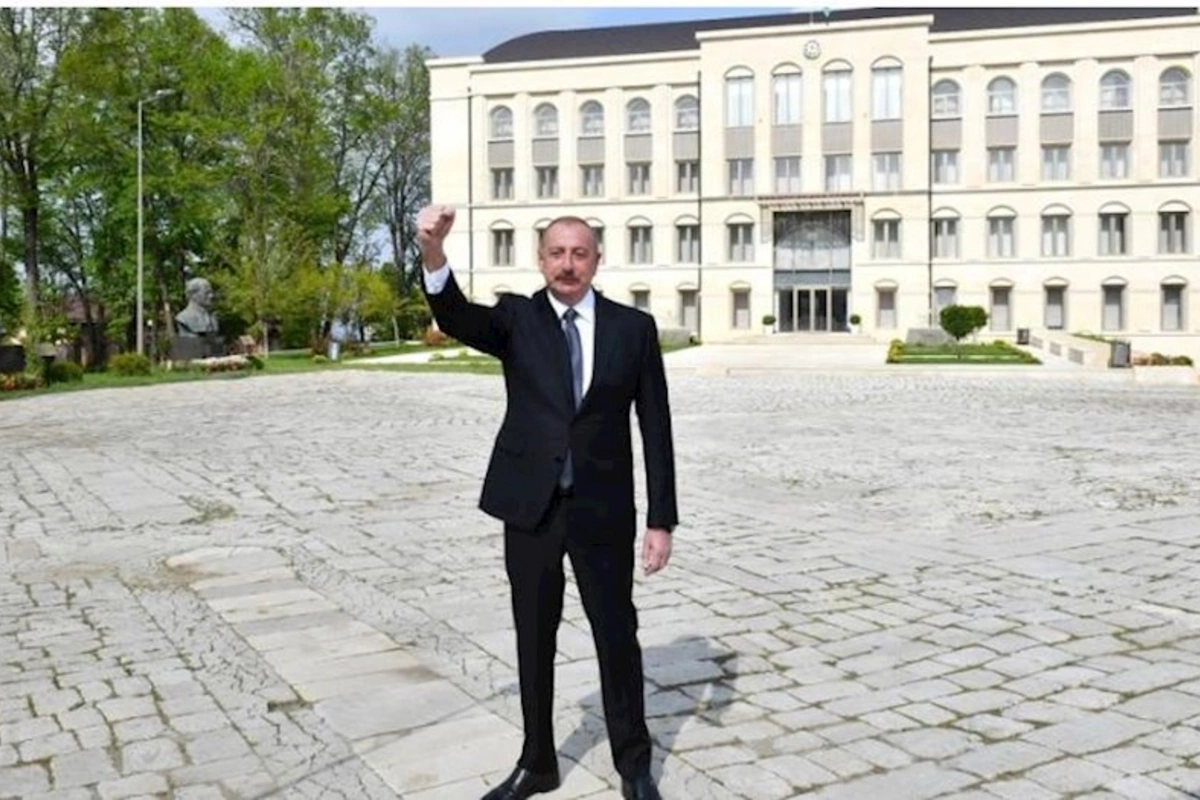 Güclü Prezident — Güclü Dövlət