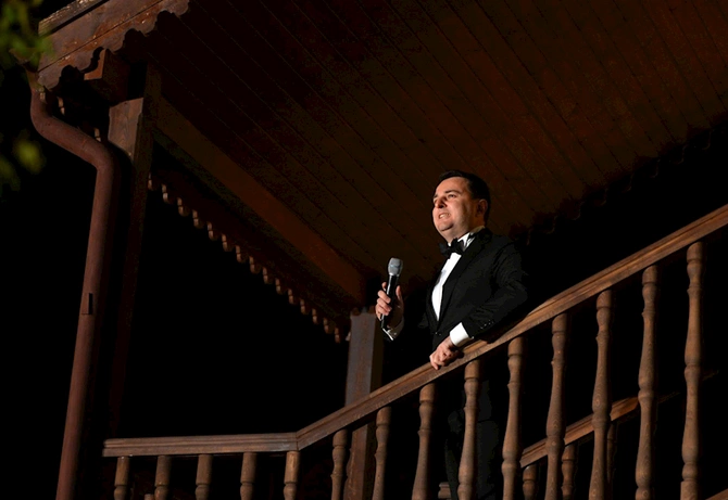 Şuşada “Ümummilli Lider Heydər Əliyev-sevimli mahnılar” adlı konsert proqramı təqdim olunub Şuşada “Ümummilli Lider Heydər Əliyev-sevimli mahnılar” adlı konsert proqramı təqdim olunub