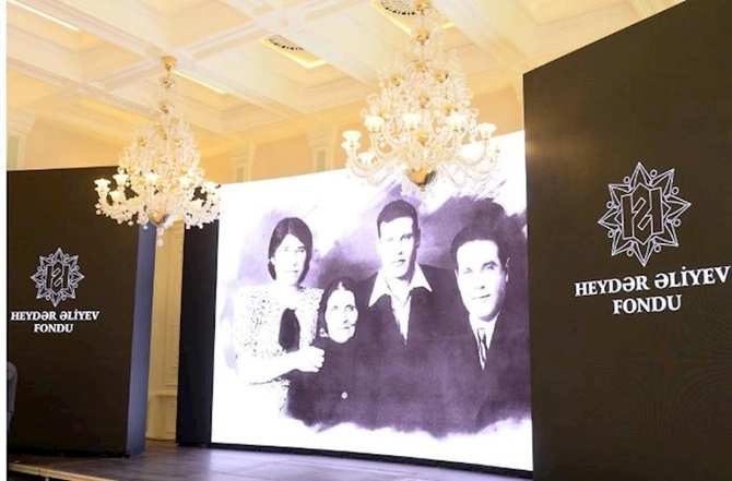 Şuşada Ulu Öndər Heydər Əliyevin 100 illiyi münasibətilə film nümayiş olunub — FOTOLAR
