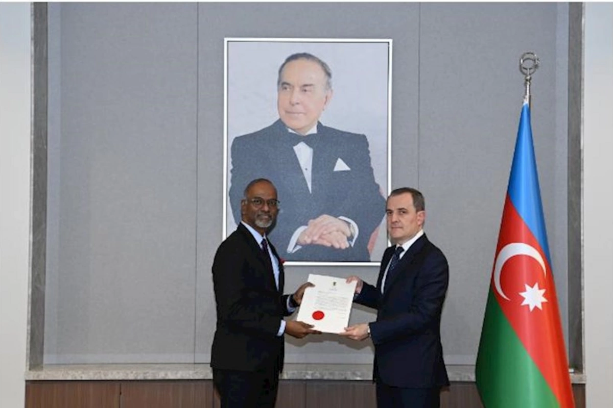 Ceyhun Bayramov Hindistanın yeni səfirini qəbul edib