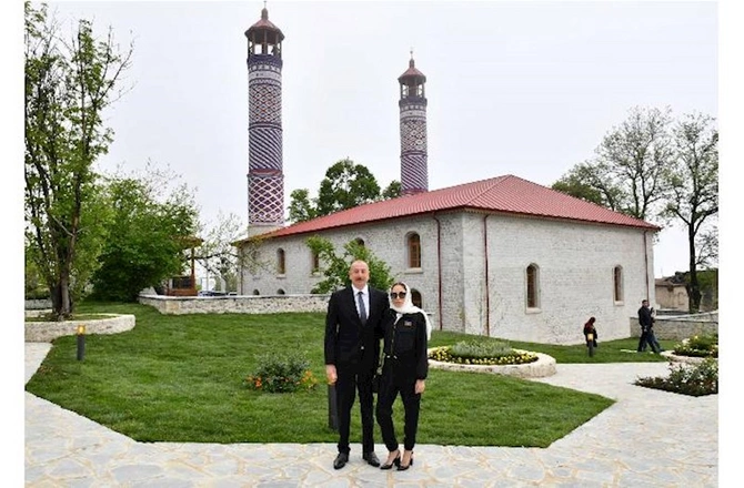 “Xarıbülbül”: Əsrin festivalı — Yüksək təşkilatçılıq və milli ornamentlərin vəhdəti...