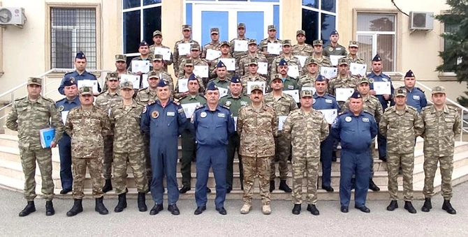 Hərbi Hava Qüvvələrində təkmilləşdirmə kursunun ilk buraxılış mərasimi keçirilib — FOTO