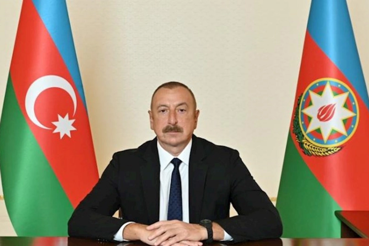 Medvedev İlham Əliyevi təbrik etdi