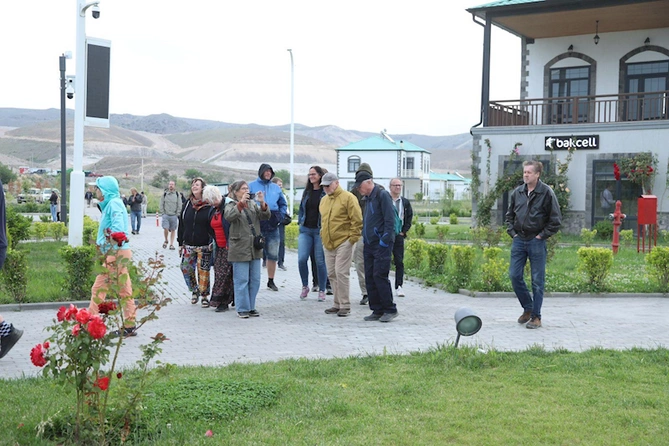 İsveçin tanınmış səyahətçiləri Zəngilana gəliblər İsveçin tanınmış səyahətçiləri Zəngilana gəliblər