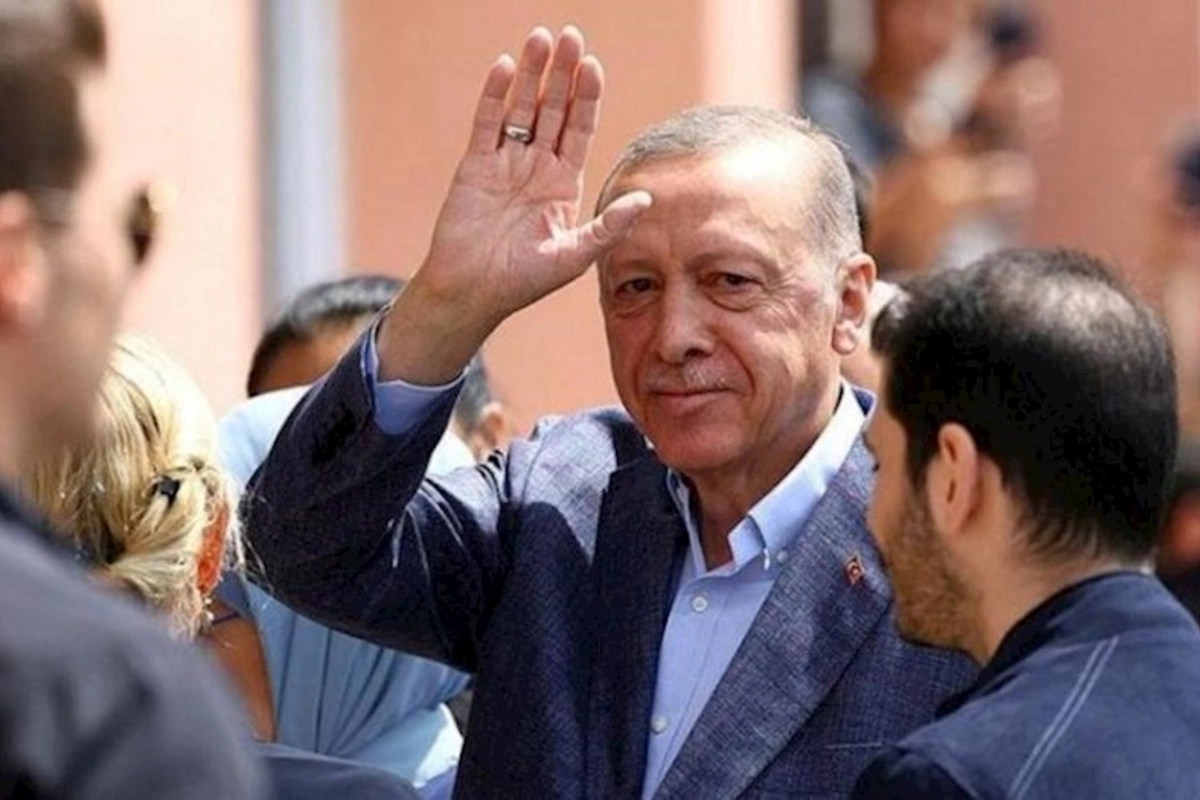 Türkiyəli politoloq: “Ərdoğanla müqayisədə rəqibləri zəif görünür”