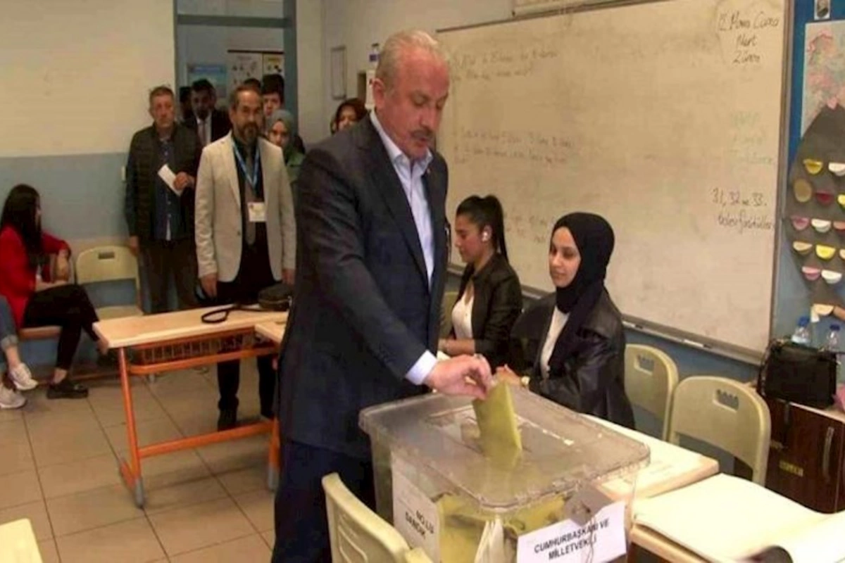 TBMM sədri Şentop: “Seçkilər sakit şəraitdə, qaydalara uyğun keçirilir”