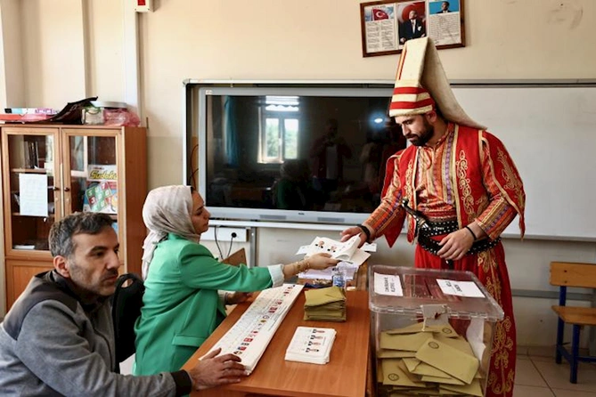 Türkiyədəki seçkilərin qeyri-adi seçiciləri — FOTO