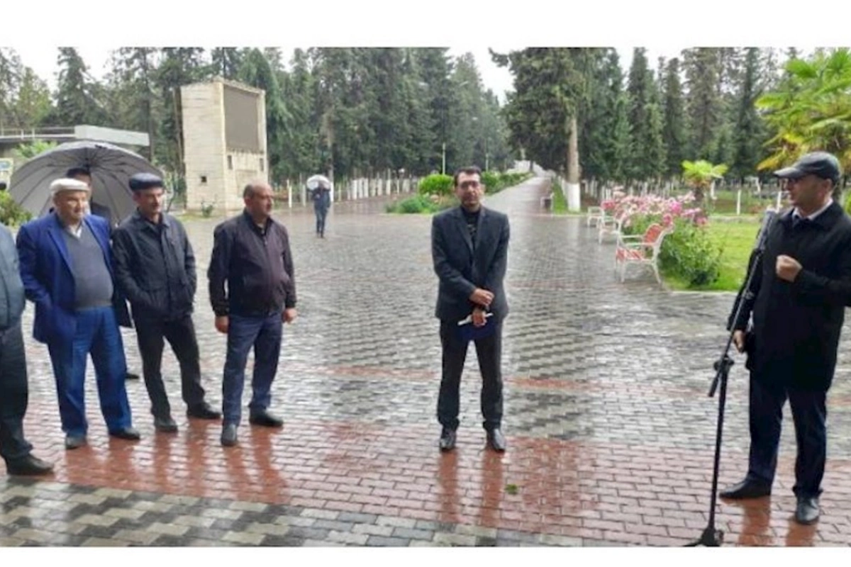 “Azəriqaz”ın rəhbərliyi Göyçayda vətəndaşları dinləyib — FOTOLAR