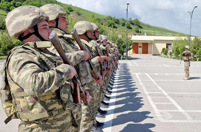 Hərbi vəzifəlilərin növbəti təlim toplanışı keçirilir — FOTOLAR