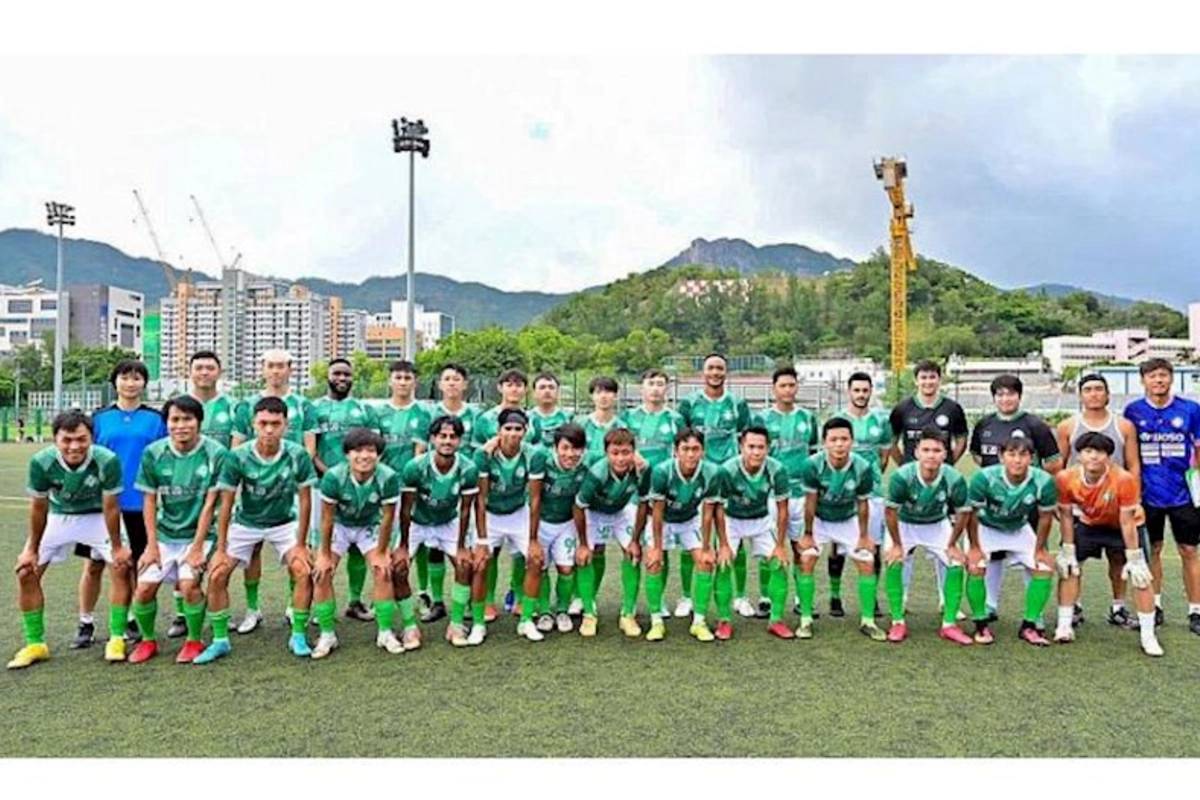 Komandanın baş məşqçisi və 11 futbolçusu saxlanıldı