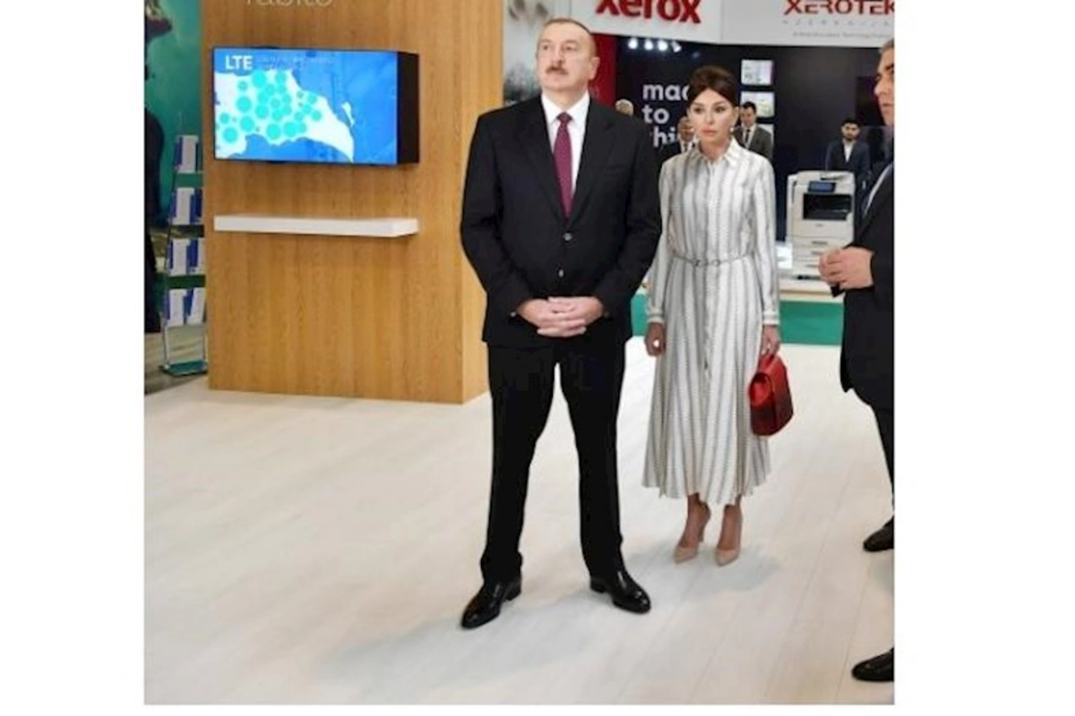 Prezident və birinci xanım sərgidə