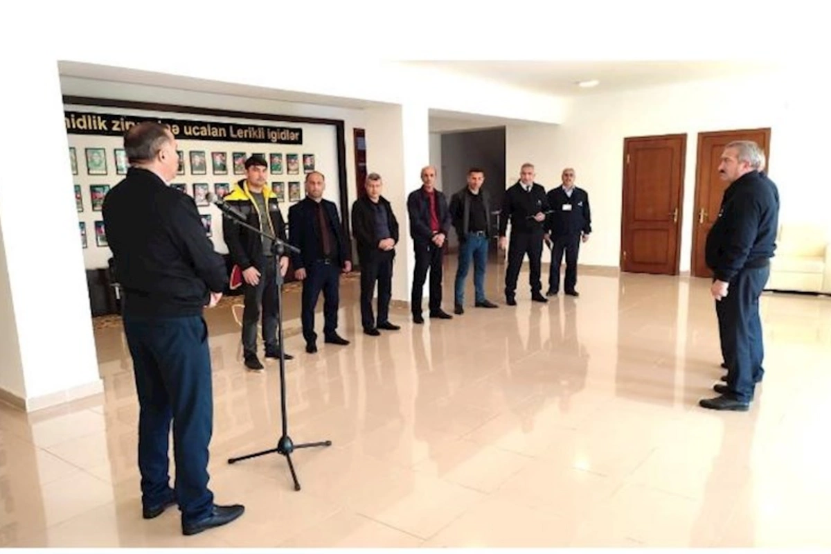 Açıq mikrofondan sonra vətəndaşın müraciətinə yerində baxış keçirildi — FOTOLAR