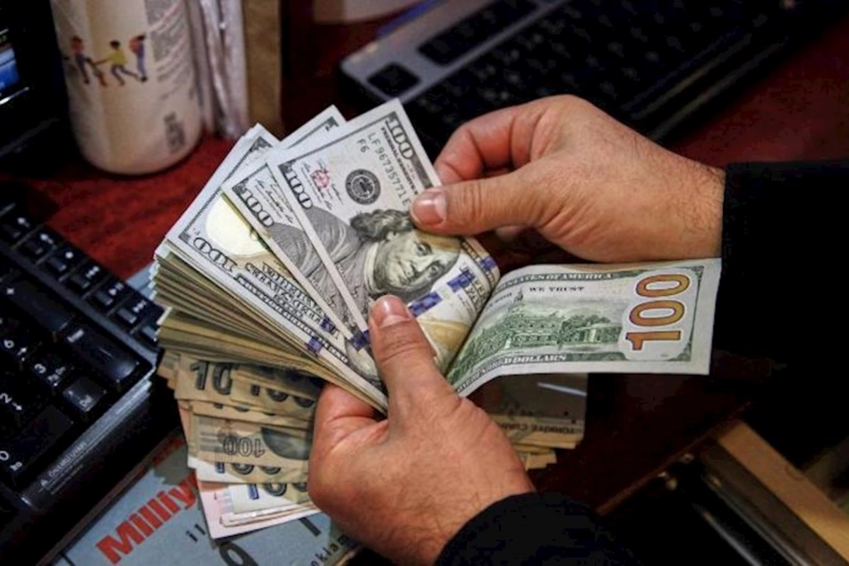 Dolları olanlara VACİB XƏBƏR: Manatın kursu... — VİDEO