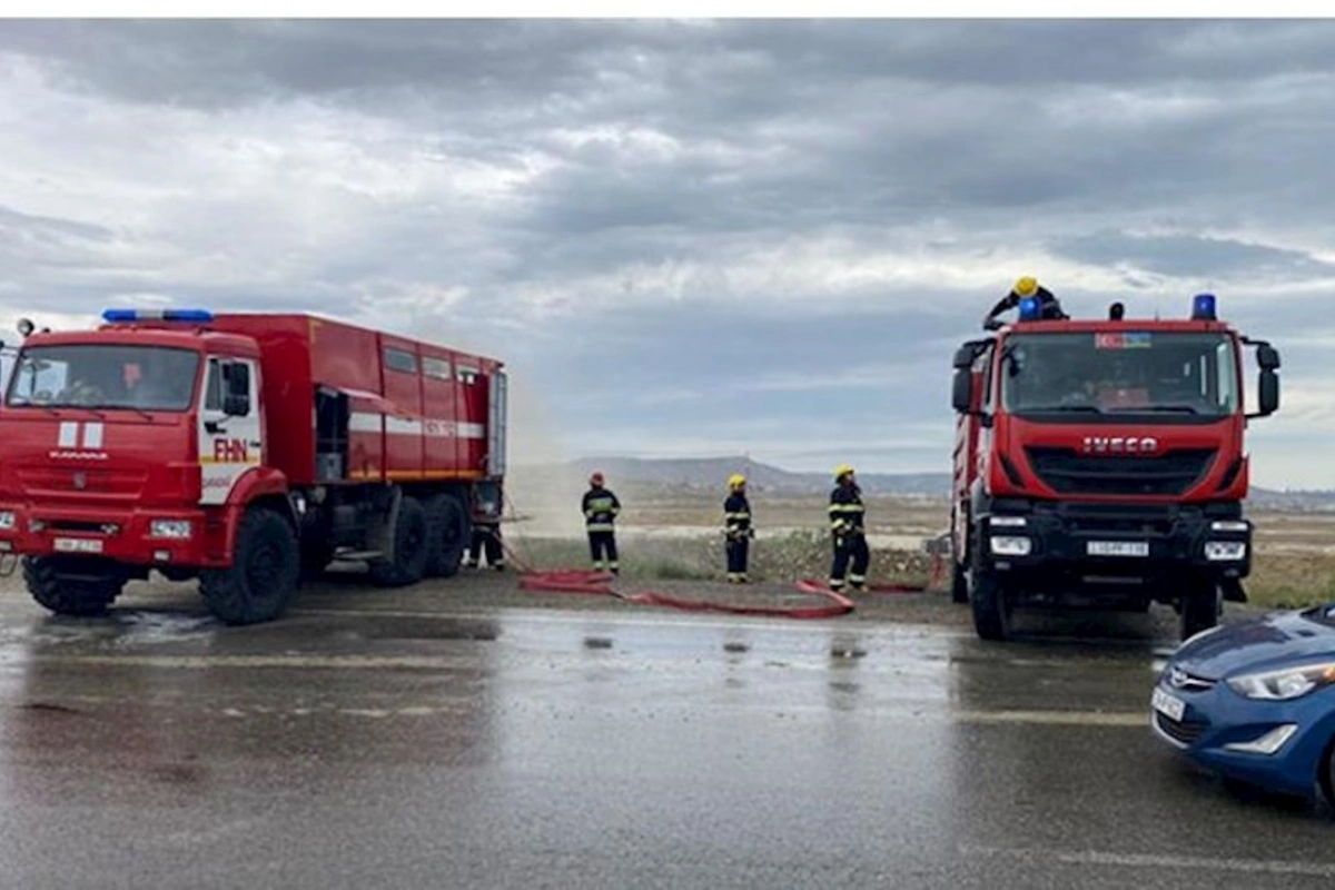 Magistral su kəmərində qəza — Yolu su basdı (VİDEO)