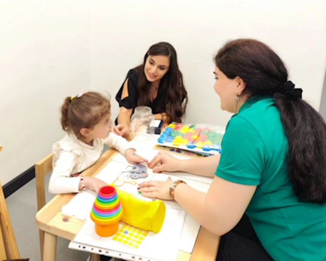 Leyla Əliyeva USG Erkən Müdaxilə Mərkəzində oldu — FOTOLAR Leyla Əliyeva USG Erkən Müdaxilə Mərkəzində oldu — FOTOLAR