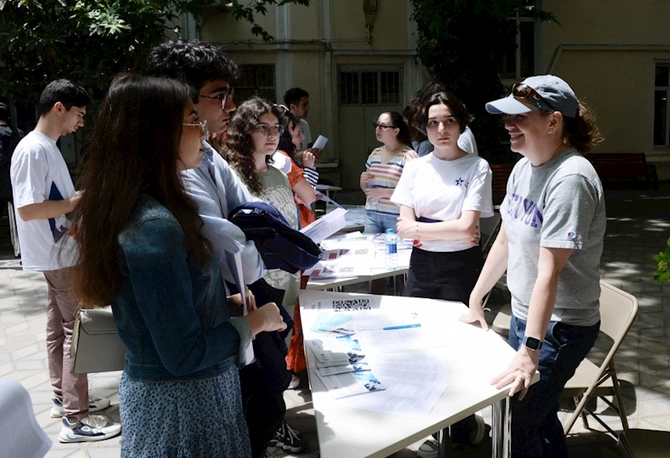 Bakıda “EducationUSA” adlı təhsil sərgisi açıldı — FOTO