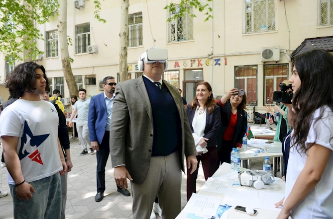Bakıda “EducationUSA” adlı təhsil sərgisi açıldı — FOTO