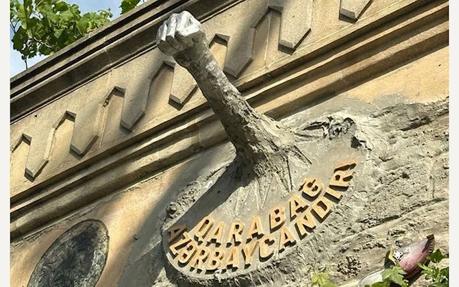 Qalmaqallı “dəmir yumruq”u sökürlər — FOTO