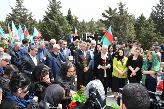 Abşeronda şəhid Vidadi Zalovun anım mərasimi keçirildi — FOTOLAR Abşeronda şəhid Vidadi Zalovun anım mərasimi keçirildi — FOTOLAR