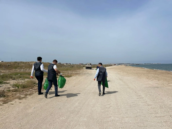 Bilgəh sahil zolağından 240 kq tullantı toplanıb — FOTO