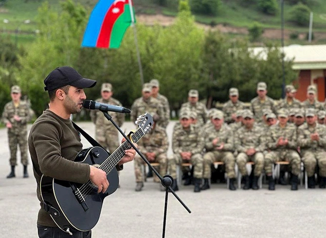 Ehtiyatda olan hərbi vəzifəlilərin təlim toplanışı davam edir — FOTO