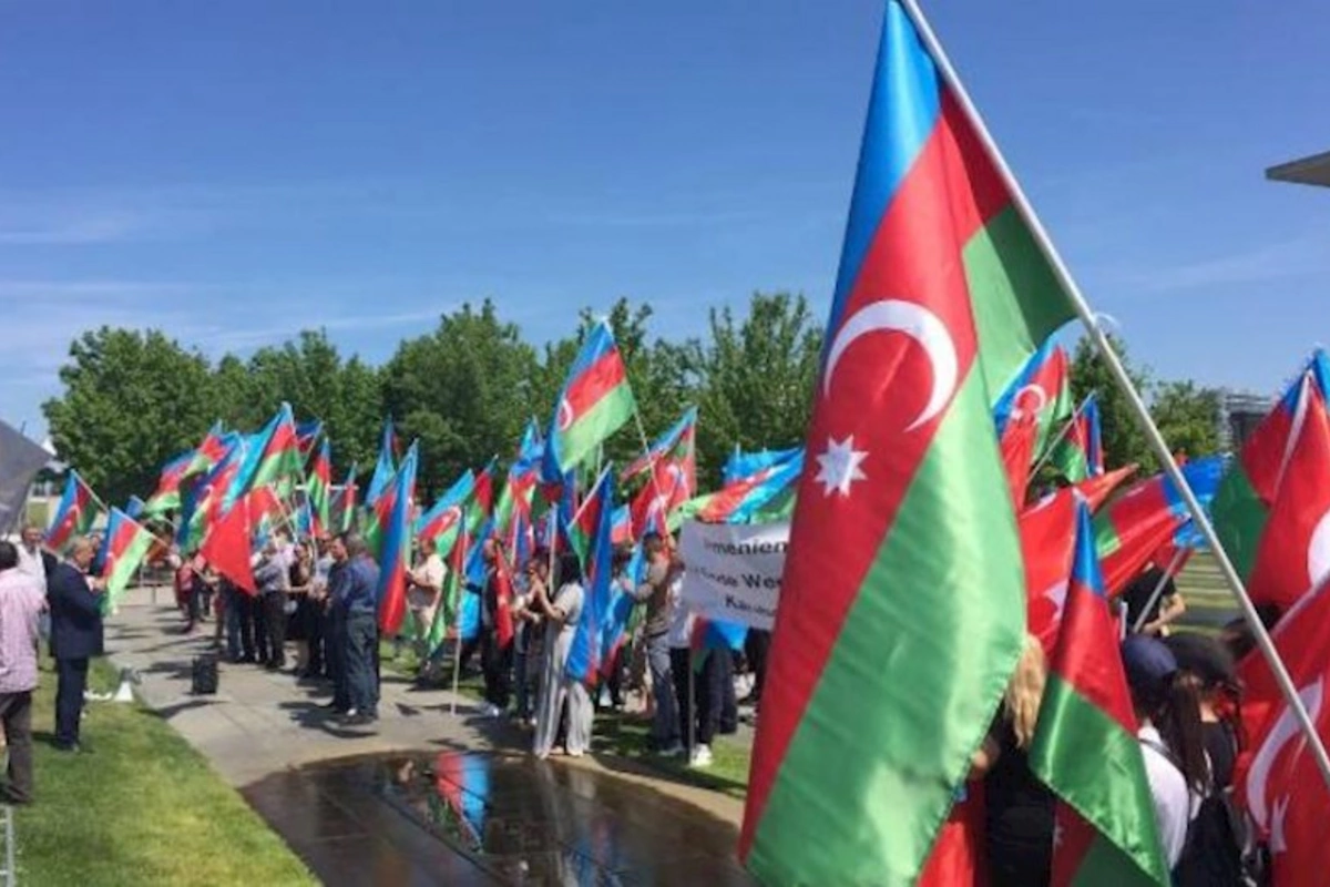 Azərbaycan gənclərində siyasi sahəyə maraq yüksək səviyyədədir — TƏHLİL
